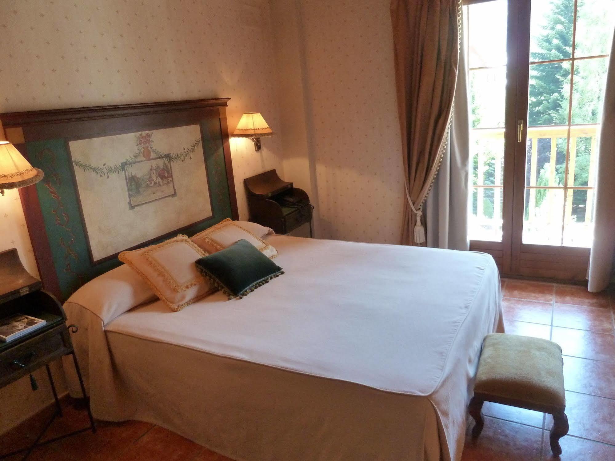 Hotel Bocale ซาเยนต์ เด กาเยโก ภายนอก รูปภาพ